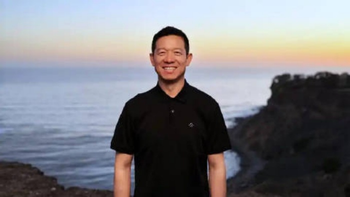 贾跃亭呼吁：车企应停止跟风吹牛式营销