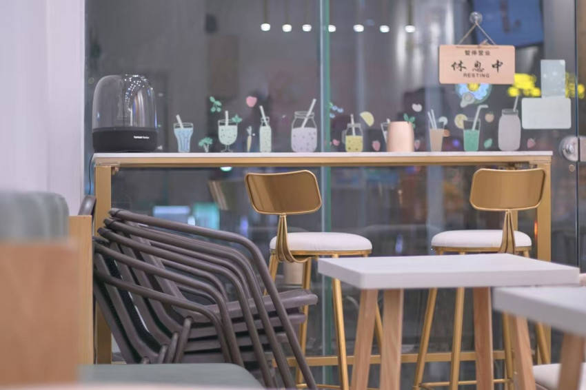 開(kāi)奶茶店、咖啡店、火鍋店，家電巨頭 “不務(wù)正業(yè)”？