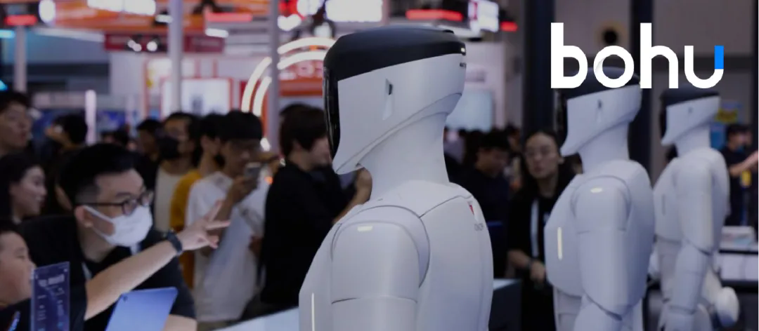 WAIC2025：我们离AI时代的iPhone还有多远？
