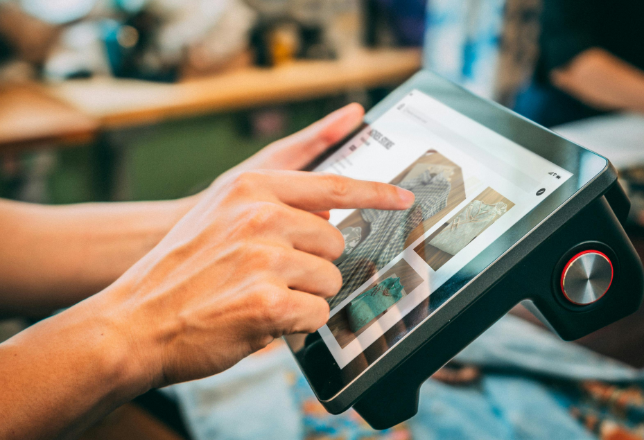 抖音偷袭，京东守城：双十一电商大战的“阳谋”与“暗战”