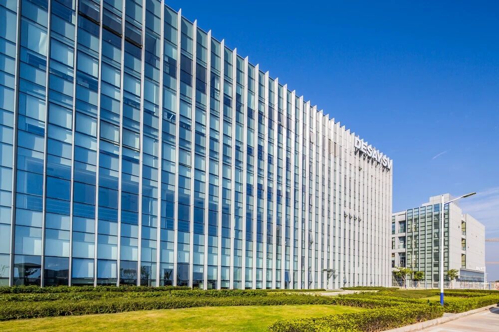 智能座艙巨頭，也盯上了無人車這塊“香餑餑”