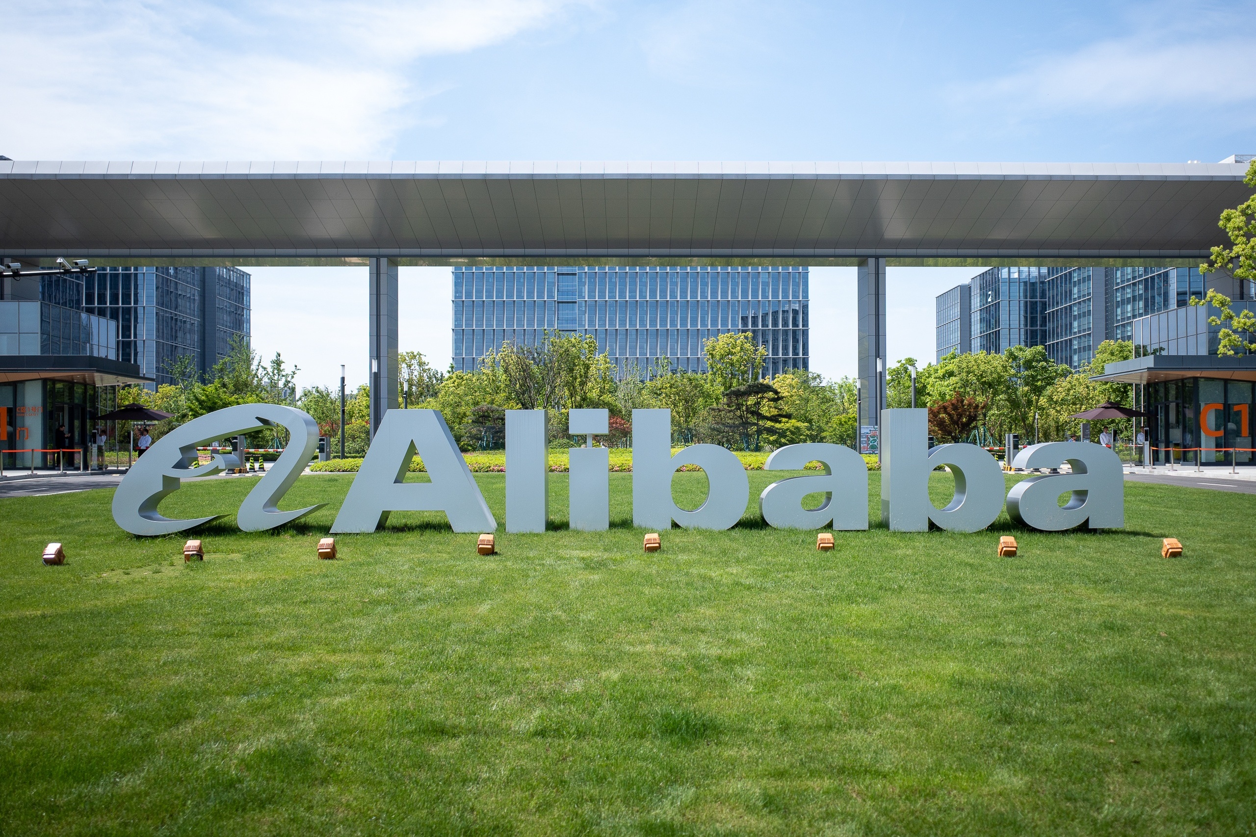 从林俊旸离职，看阿里内部技术理想与商业现实的深层博弈