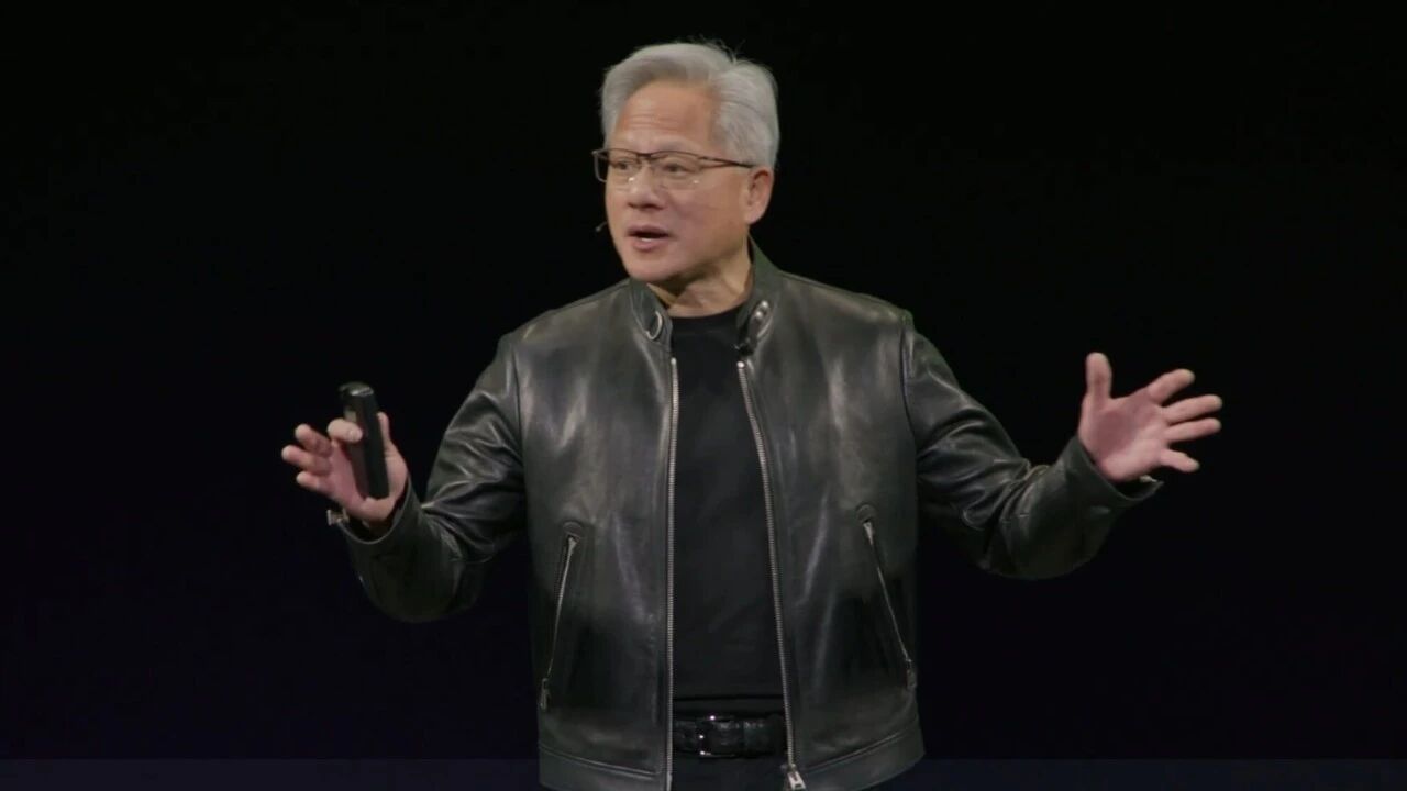 万亿美元大饼背后，英伟达也开始焦虑了