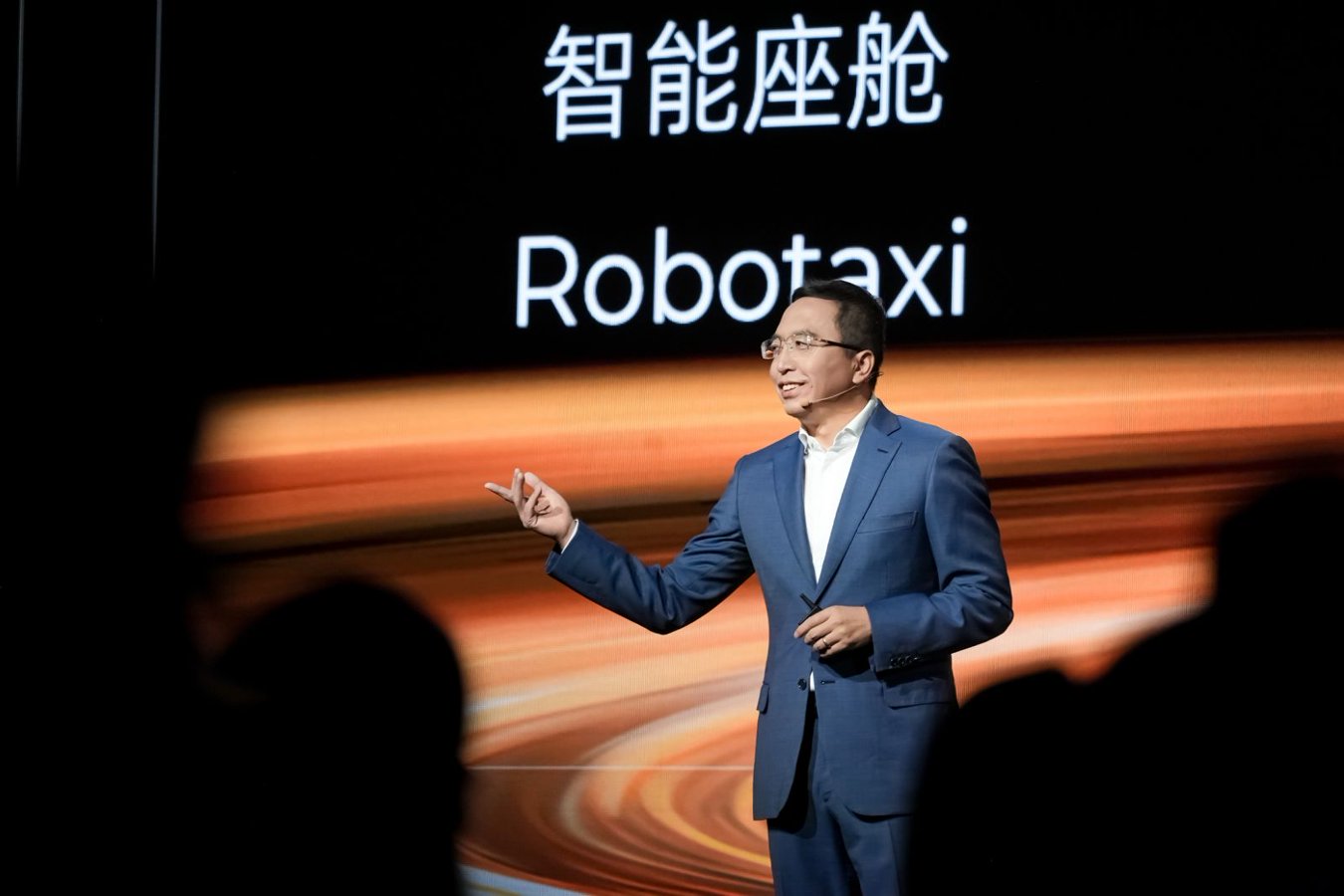 冲击“全球最大智驾方案供应商”头衔，赵明和千里都在赌