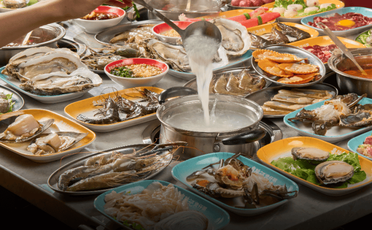 《粥底火锅品类发展报告2026》：健康饮食浪潮下的潜力股，粥底火锅“涮万物”！