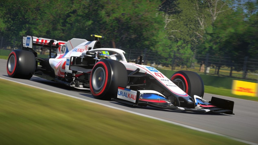 SteamDB显示《F1》系列被下架 原因为EA要求