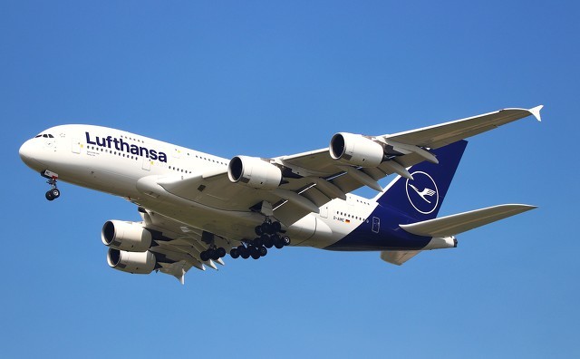 美以袭击伊朗致中东多国关闭领空，国内多家旅企发布应急方案