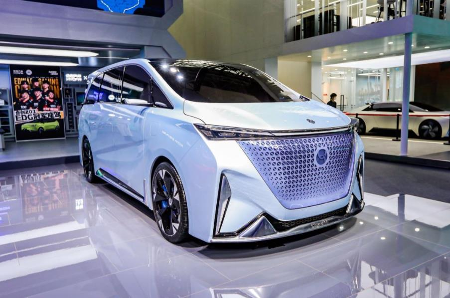 合创汽车全新纯电MPV手绘图曝光，或将在广州车展首发亮相