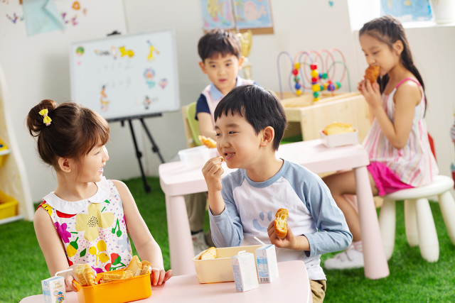 事關(guān)產(chǎn)假托育服務(wù)及住房保障等 育兒支持政策措施一覽