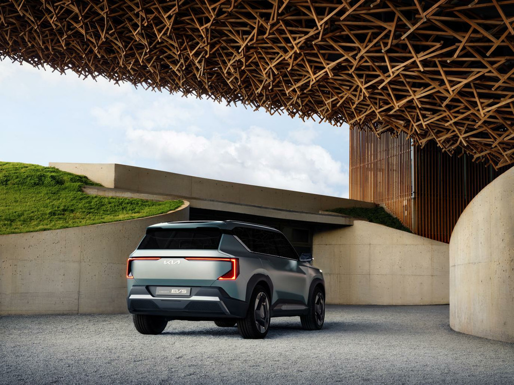 起亚全新纯电SUV EV5概念车全球首秀