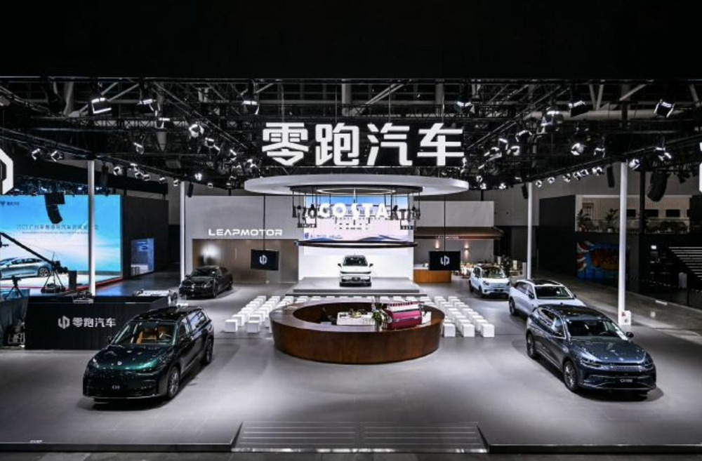 零跑C10亮相广州车展：LEAP3.0技术架构、明年1月预售