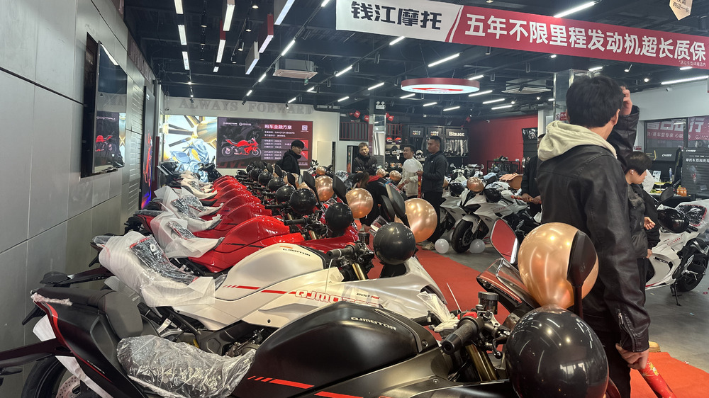 上市月余销量过万 QJMOTOR赛600RS为何受追捧