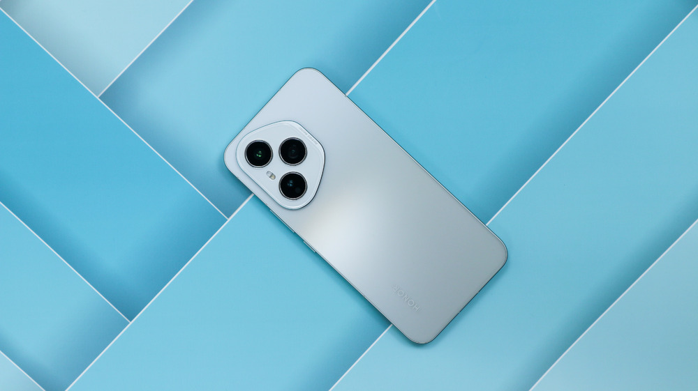 全新的外观ID+IP69级别防护，荣耀400 Pro评测