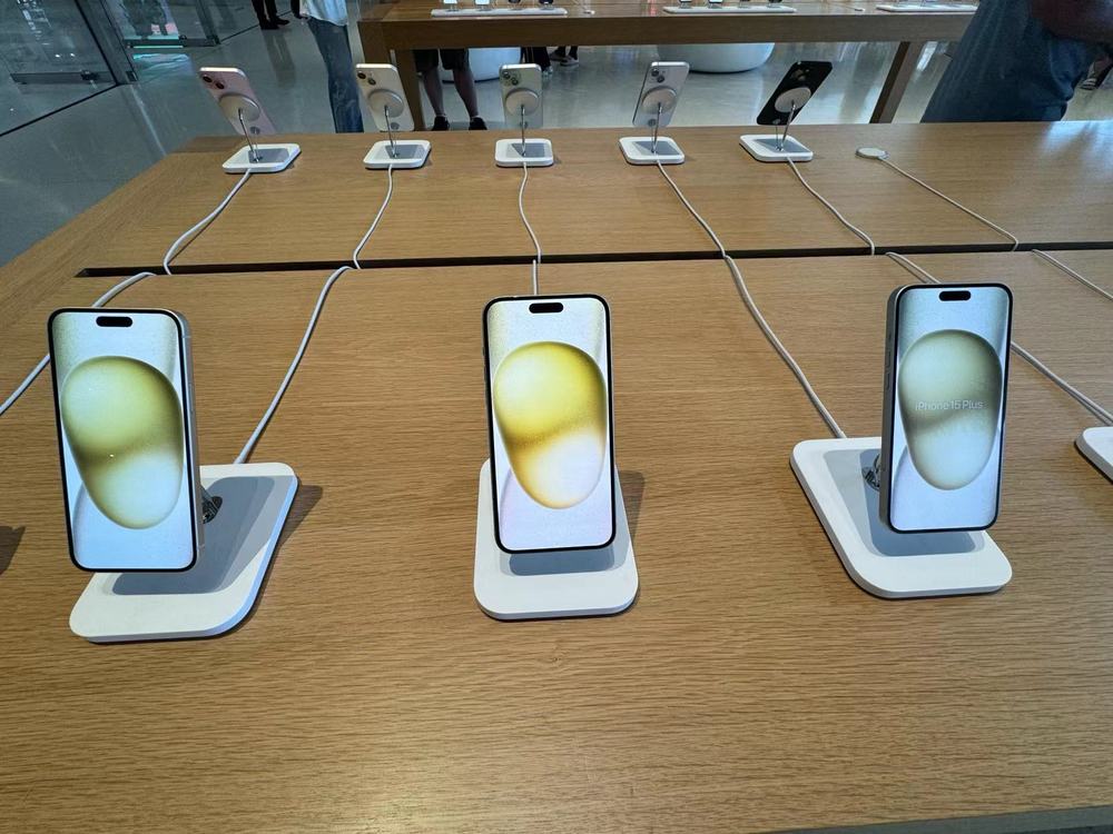 迅雷完成收购虎扑；微信鸿蒙版 App 安装量突破 500 万；苹果 A20 芯片采用 2nm 工艺｜Do早报