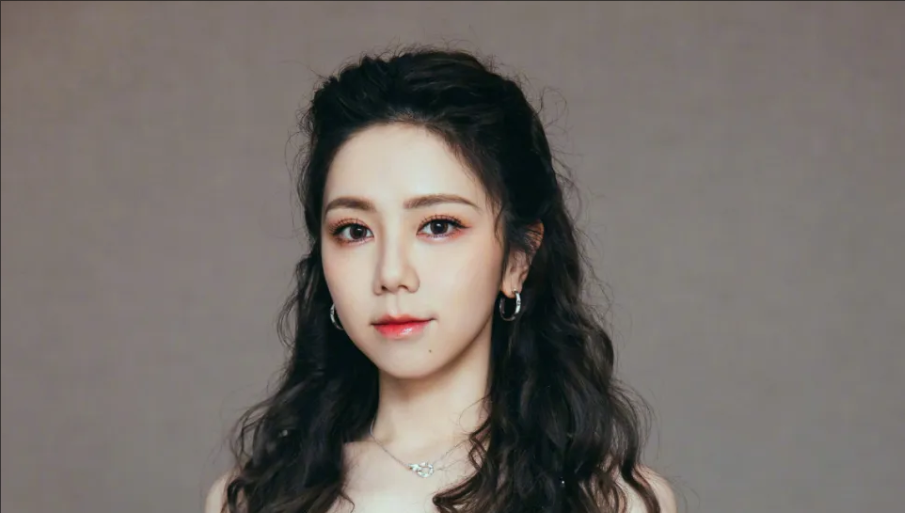 蜂鳥(niǎo)音樂(lè)稱(chēng)鄧紫棋侵權(quán)，要求下架重制版歌曲