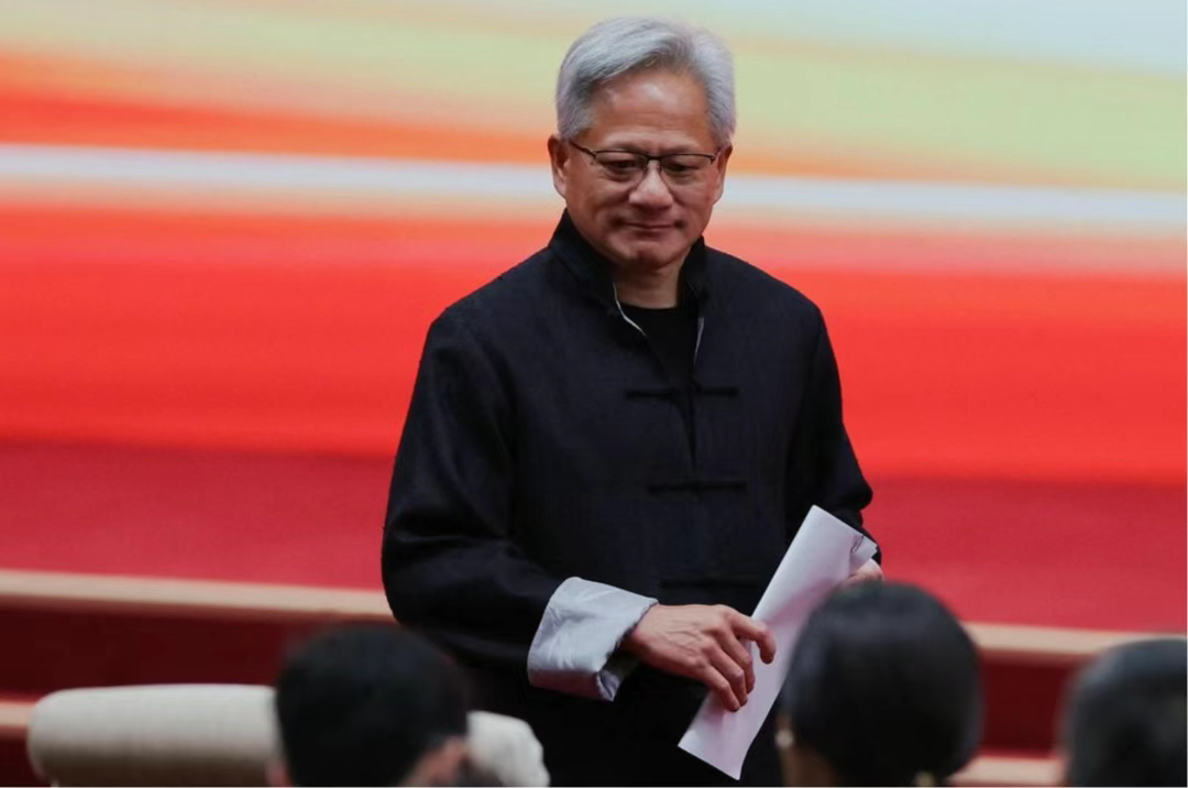 黄仁勋链博会致辞：中国开源AI是推动全球进步的催化剂