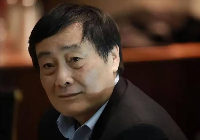 宗庆后遗产案判案书出炉，一人到场领取