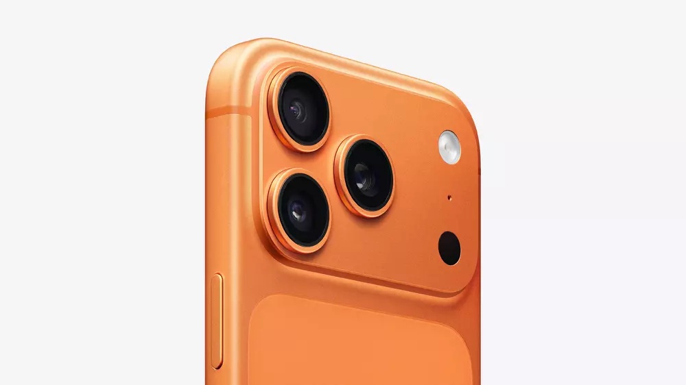 iPhone 17 系列：标准版保留 8GB，Air / Pro / Pro Max 升级 12GB