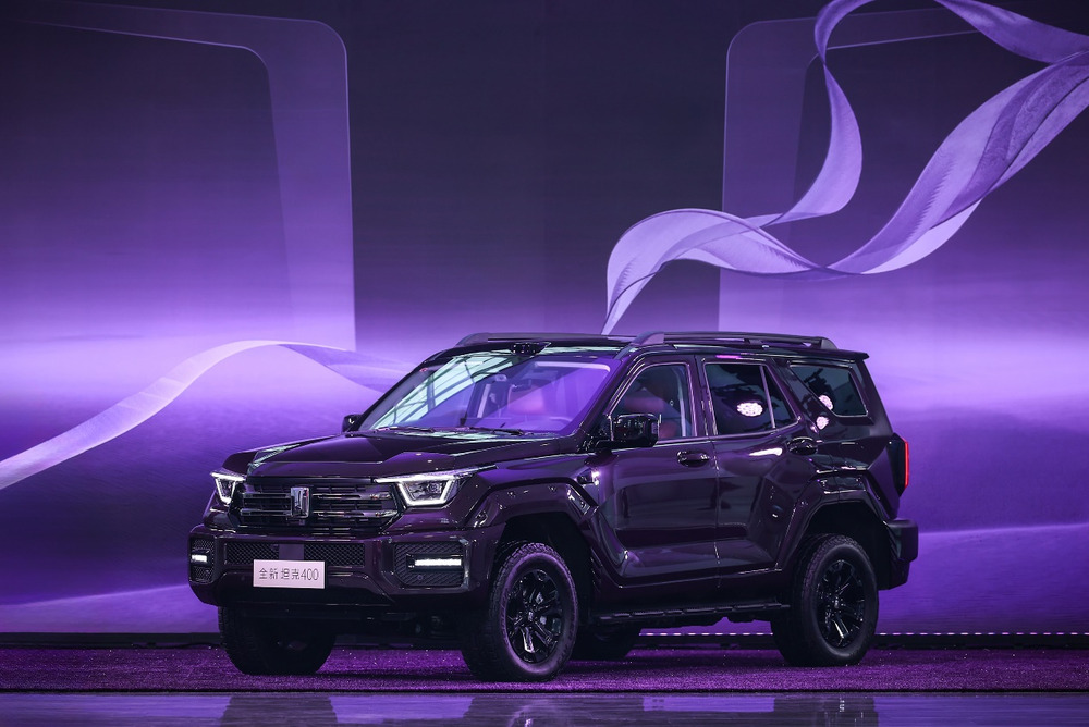 年轻人的潮酷装备 全新坦克400正式上市 24.98万元起