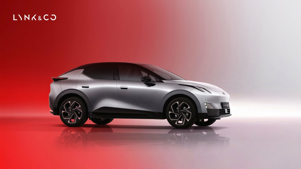 领克 Z20 曜红版官图公布，11 月 21 日广州车展亮相