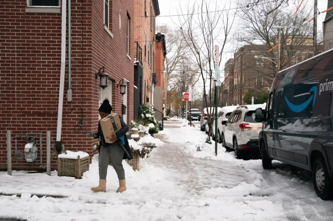 亚马逊在美测试 30 分钟超快送货