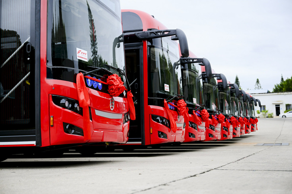 菲亚特动力科技助力首批金龙客车交付塞尔维亚公共交通系统