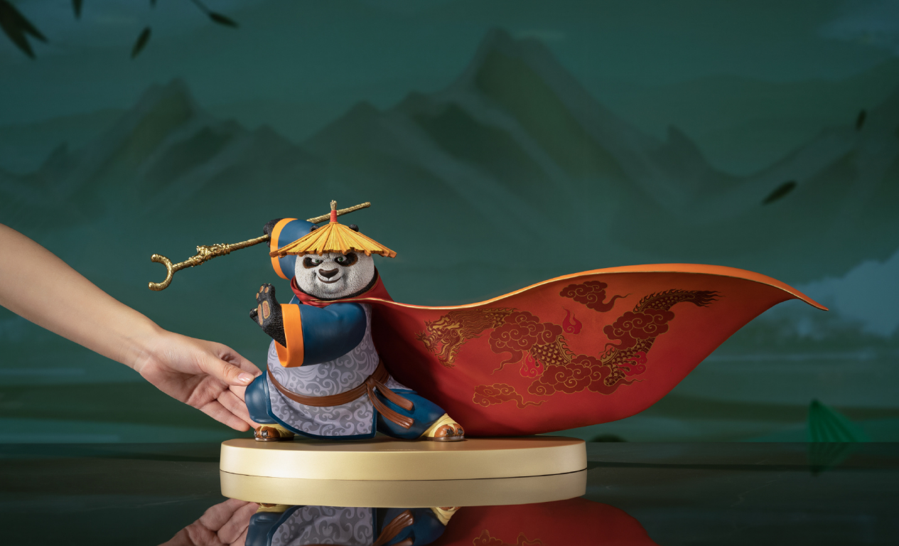 雷军看好的“中年版泡泡玛特”，再冲港股能否成功？