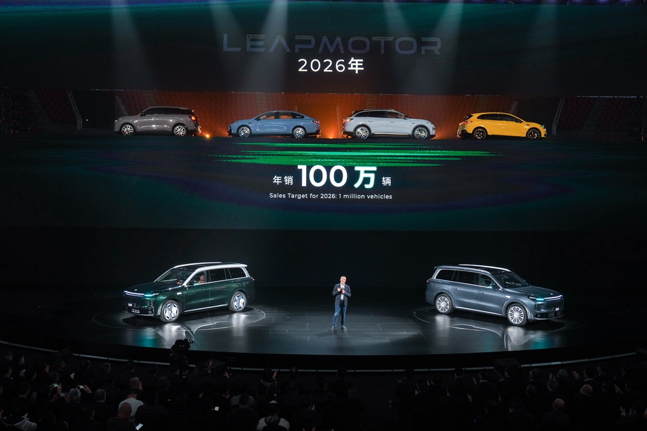 零跑汽车2025年全年交付达596555台，全年同比增长103%