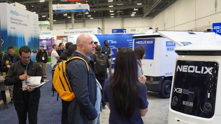 新石器无人车亮相CES2026：全球首发下一代无人驾驶物流解决方案