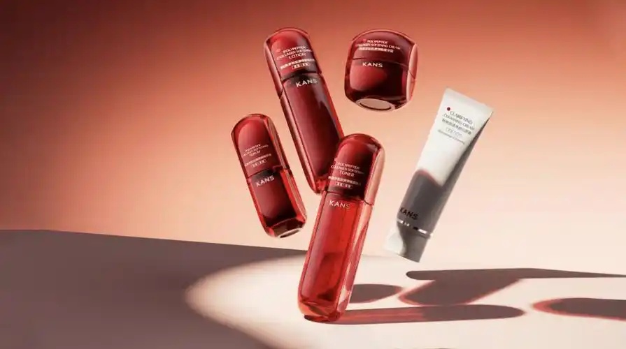 上美股份盈喜：2025年营收利润超预期高增