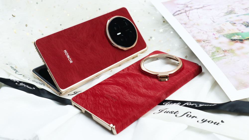 轻薄生产力与旗舰质感兼顾：荣耀Magic V6全能折叠旗舰评测