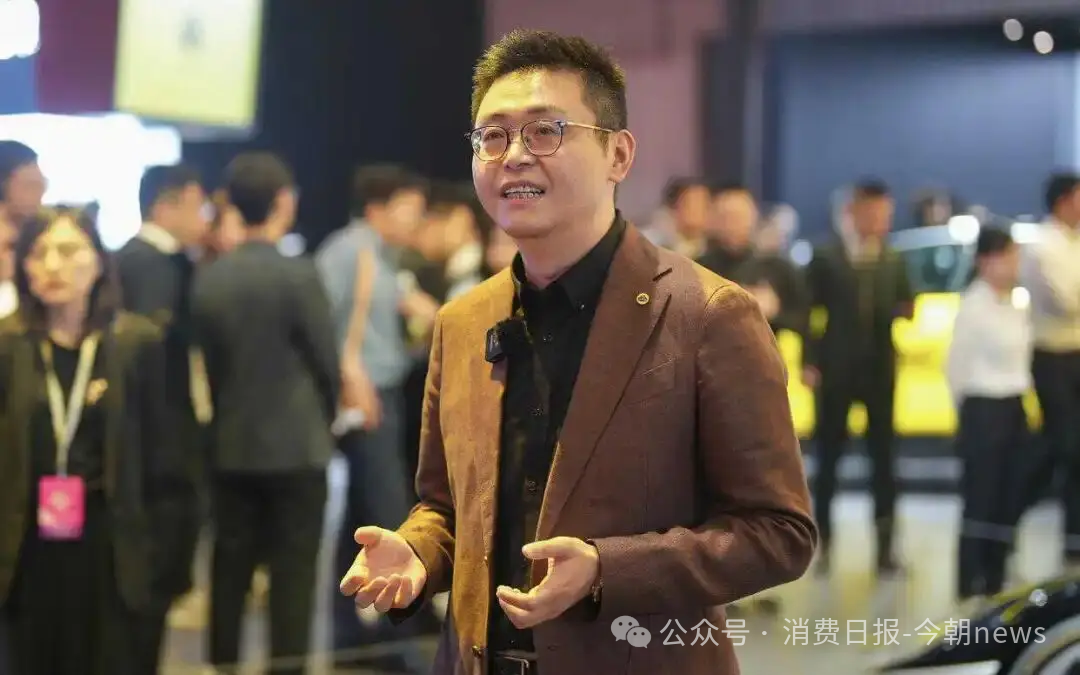 报道称莲花中国区总裁钦培吉被带走协助调查，莲花回应