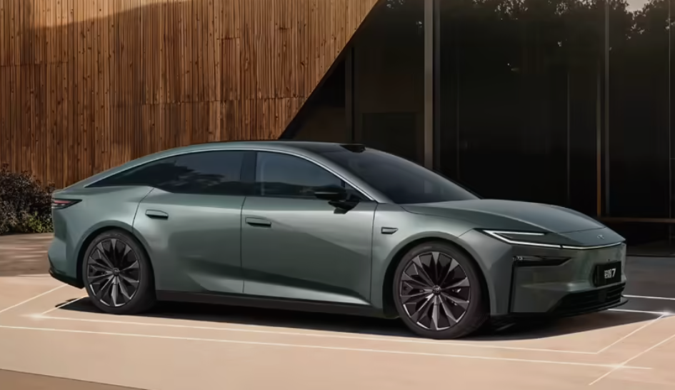 广汽丰田铂智 7 轿车上市：售价 14.78 万元起