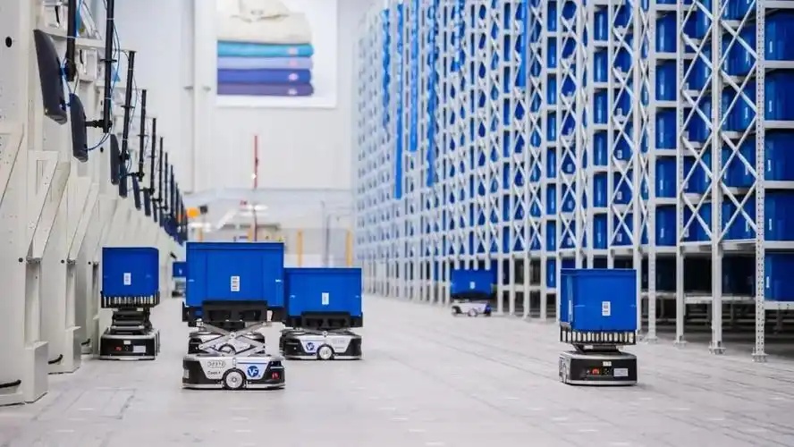 极智嘉2025年全年净亏损1040.7万元