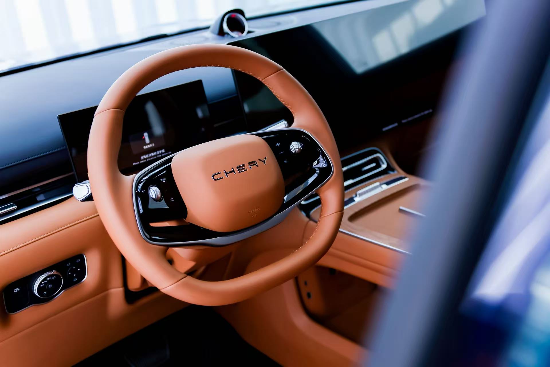 全域AI油电同权！全新一代瑞虎9正式上市，限时权益价14.69万起