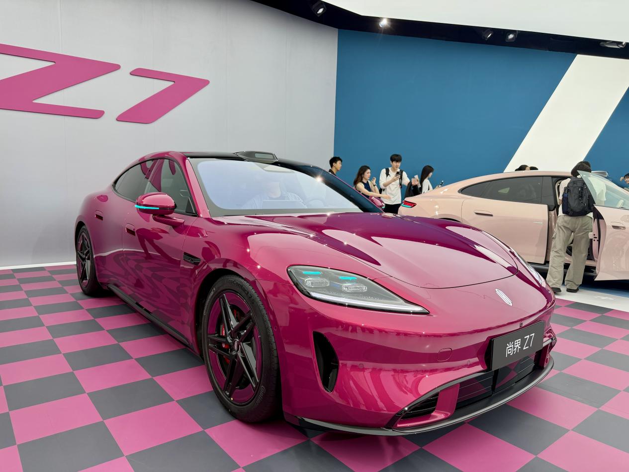 肖战代言加持，尚界Z7、Z7T售价21.98万元起，27分钟大定突破12000台