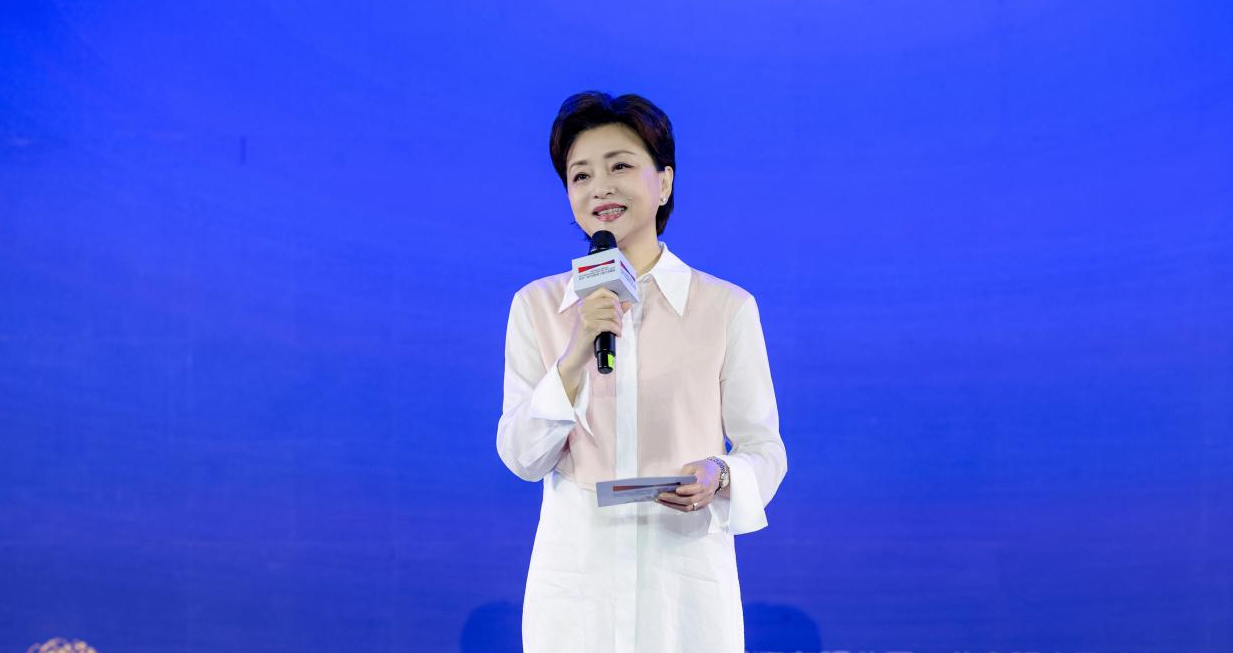 对话杨澜｜AI时代，她向创意者发起灵魂一问