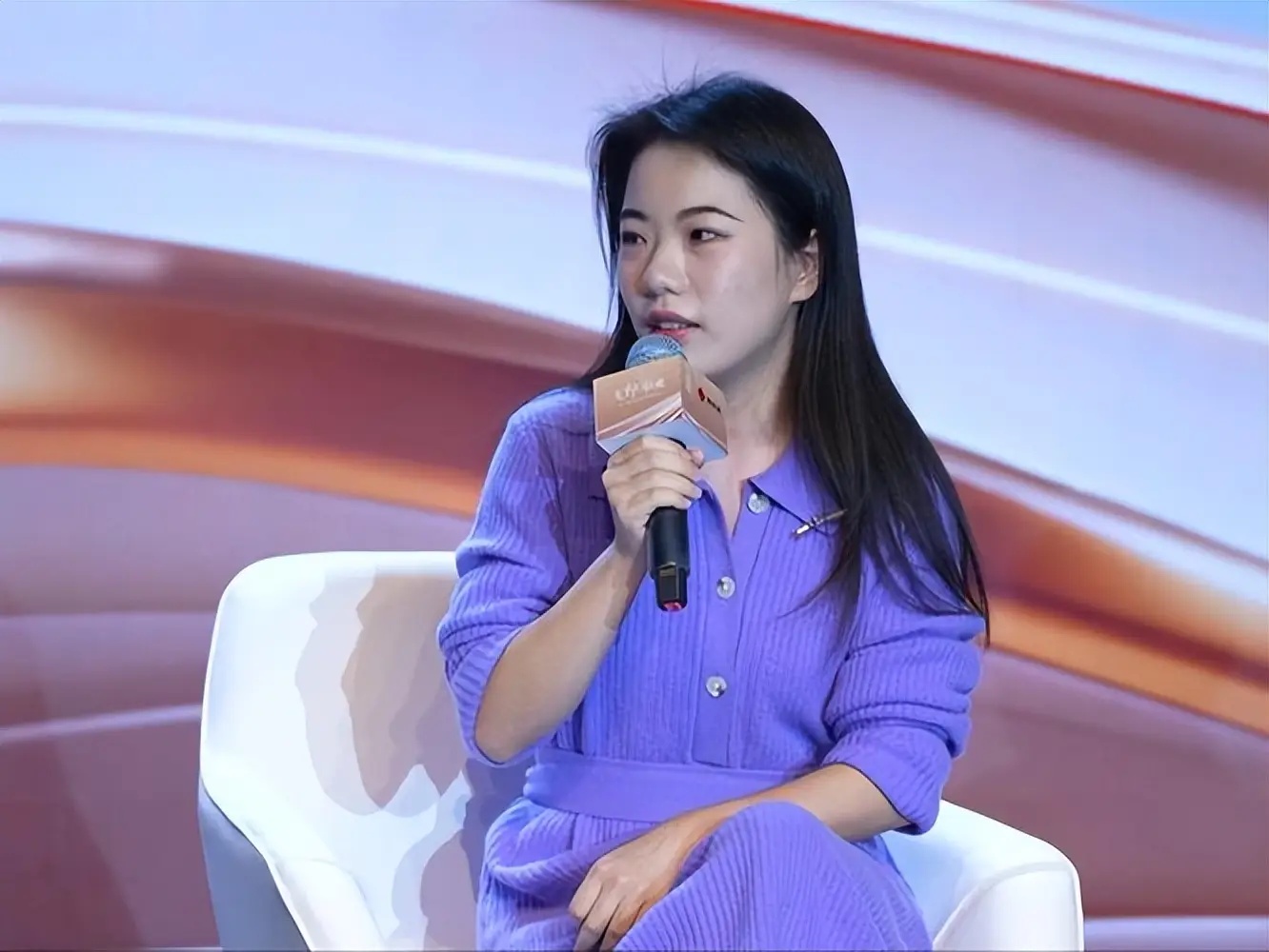 清华教授举报蒋方舟论文造假，人大通报：未发现学术不端