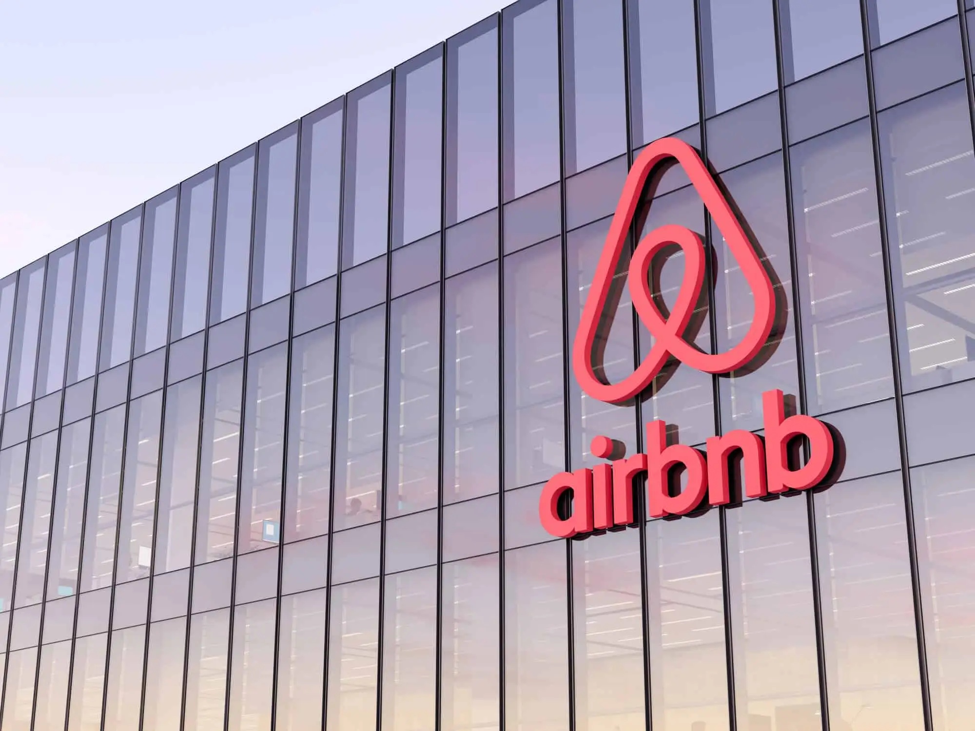 Airbnb爱彼迎发布2026年第二季度财务业绩