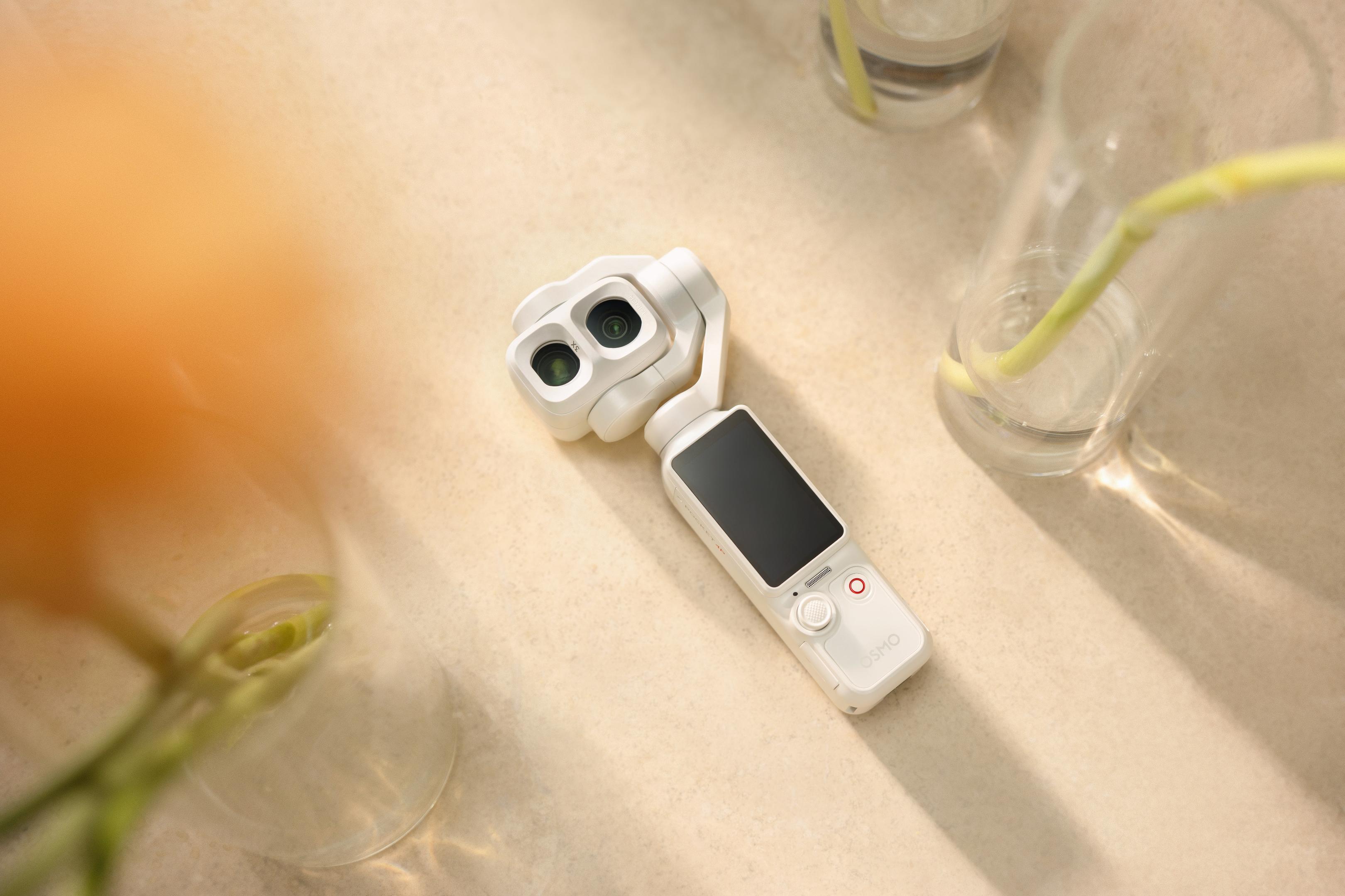 大疆 Osmo Pocket 4P 珠光白版本正式发售，标准套装售价 3799 元