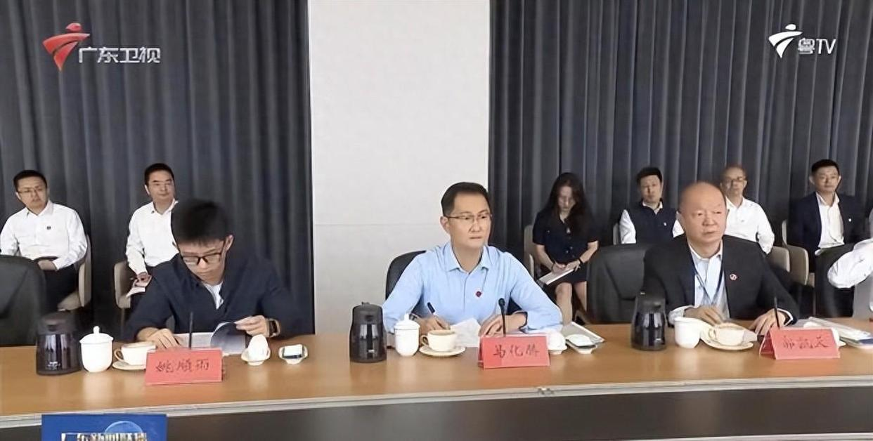 坐在马化腾旁边，对姚顺雨来说是好事吗？